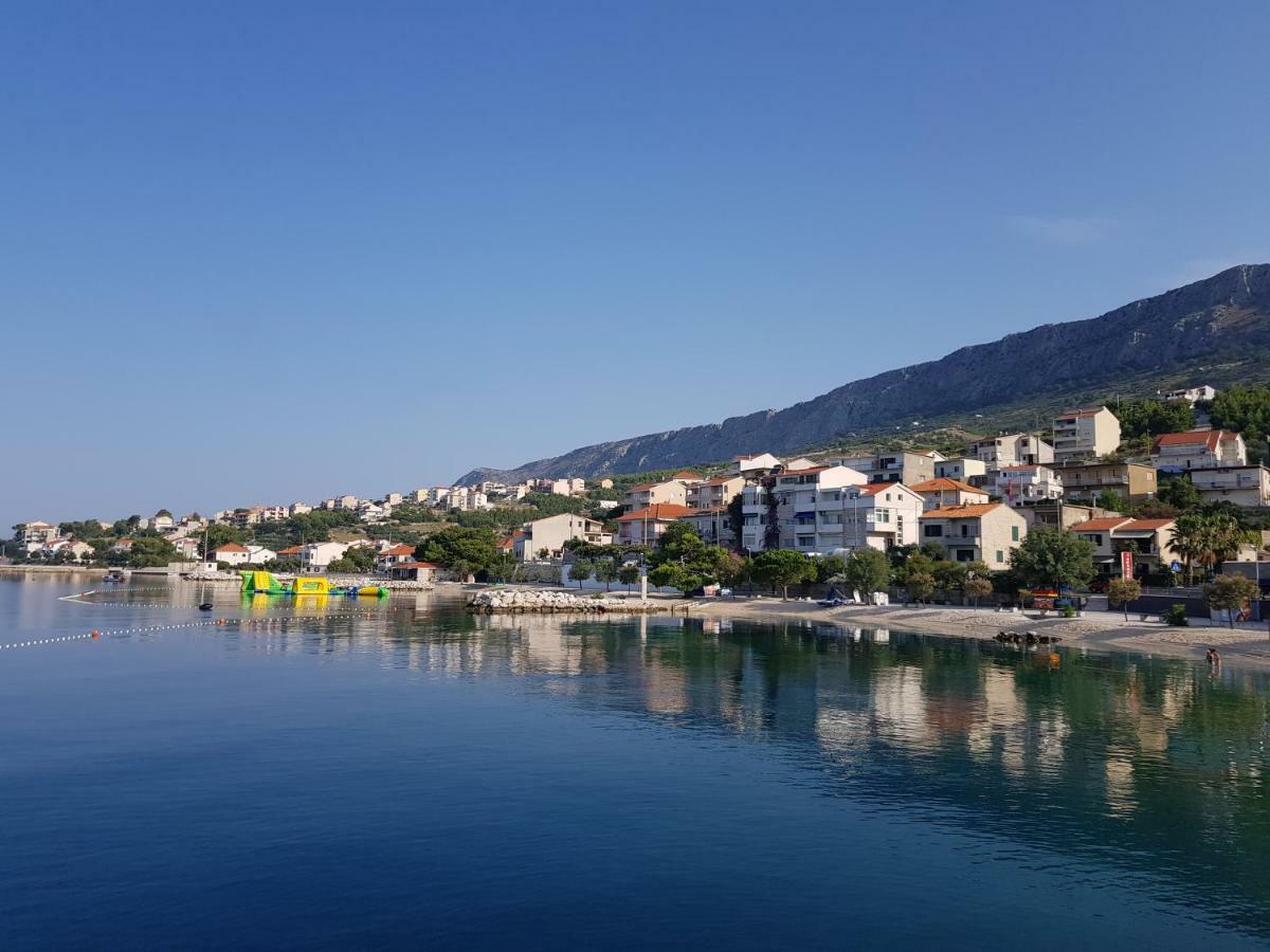 Apartmani Raos Dugi Rat Exteriör bild