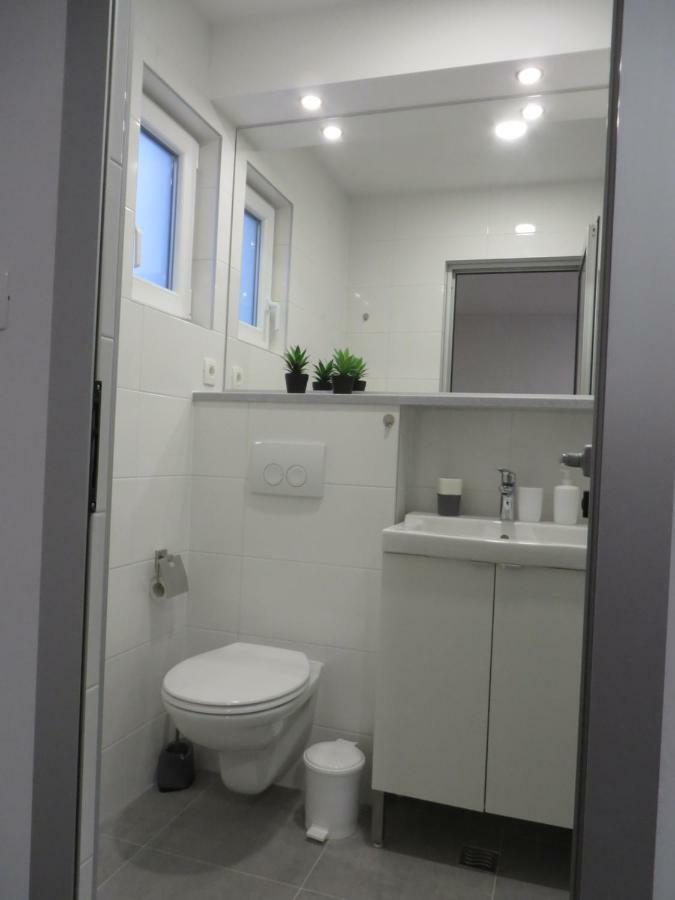 Apartmani Raos Dugi Rat Exteriör bild